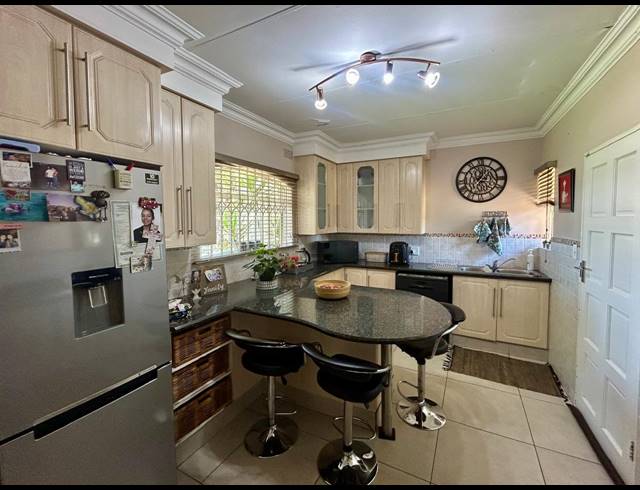 3 BEDROOM HOUSE FOR SALE IN SUNAIR PARK